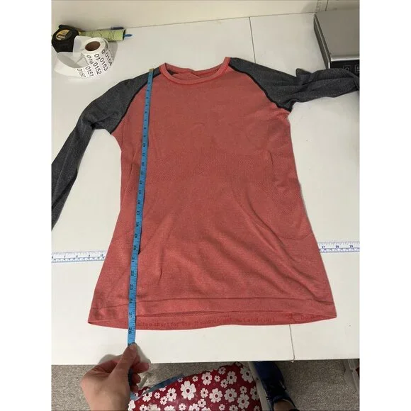 Lululemon Swiftly Tech Raglan-Style Running Top Womens Size 8 - Picture 8 of 9